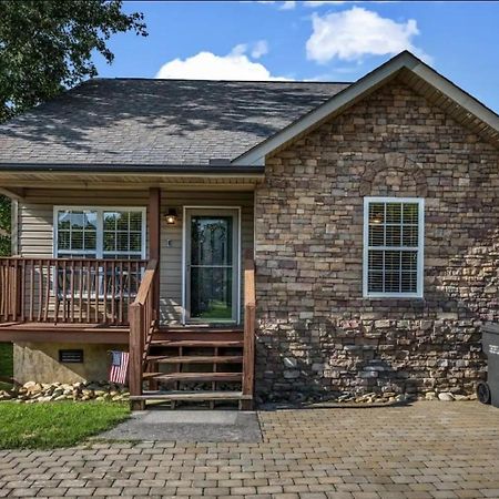 Creekside Cottage*Hot Tub*Entire Home-Pigeon Forge Exteriör bild
