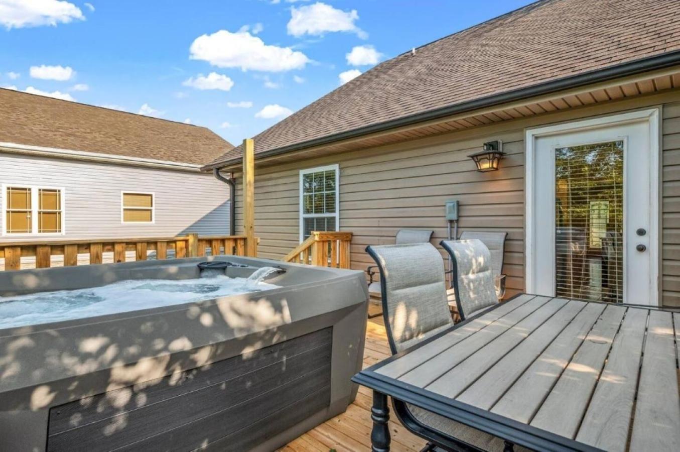 Creekside Cottage*Hot Tub*Entire Home-Pigeon Forge Exteriör bild